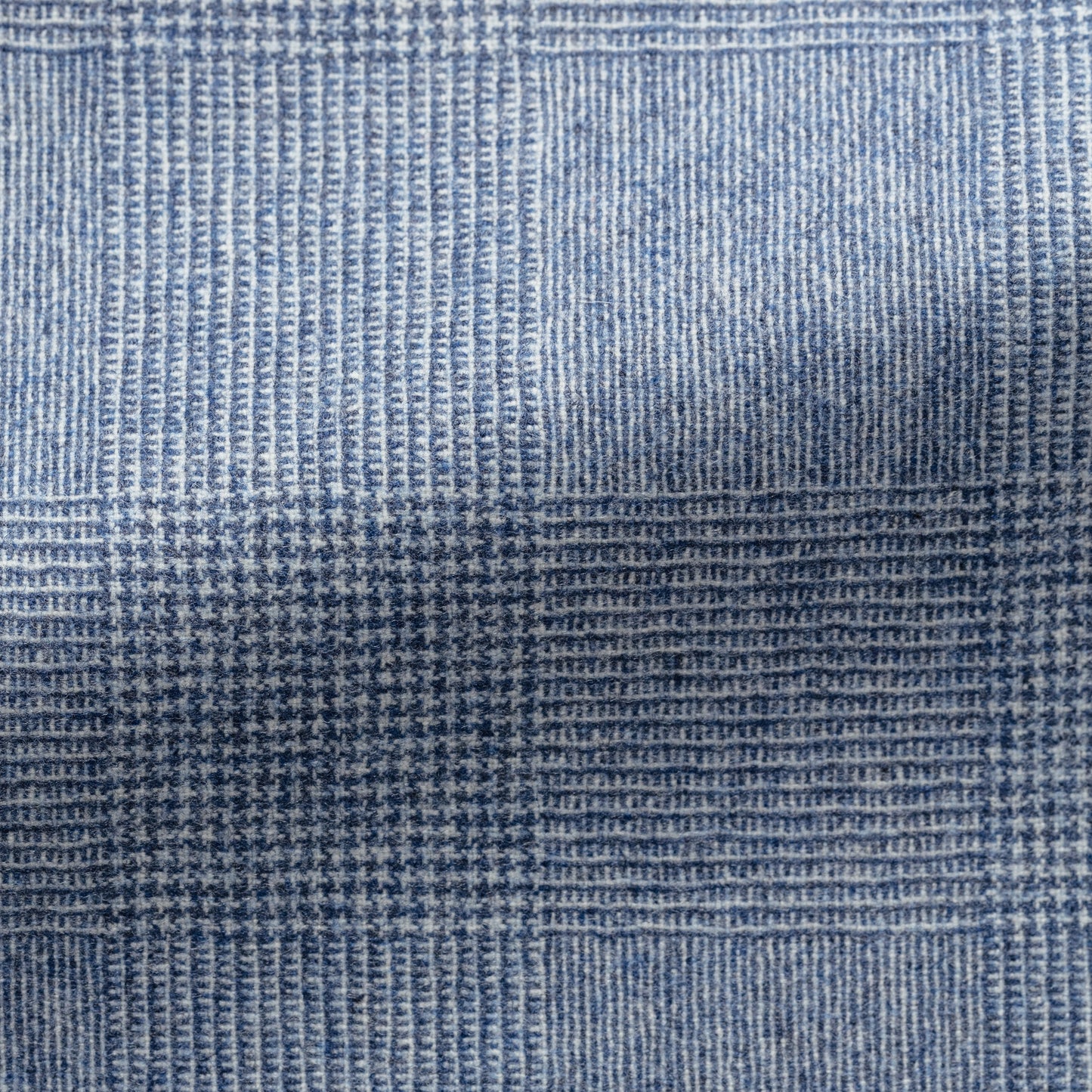 Royal blue off-white wool-cashmere