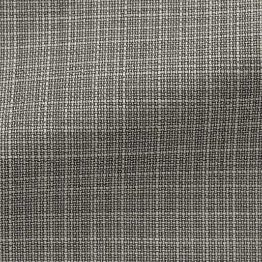 Grey-white wool